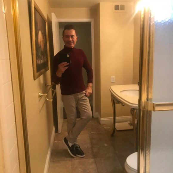 Meet your Posher, Jd - Picture 2 of 7